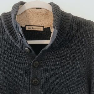 G.H. Bass & Co. Henley sweater